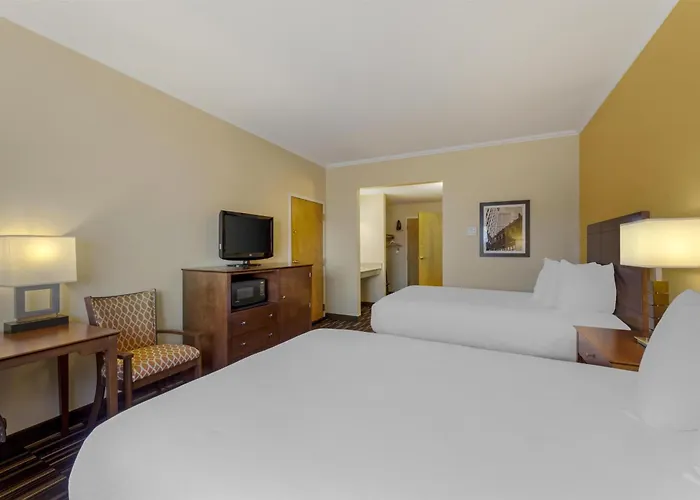Best Western Falcon Plaza