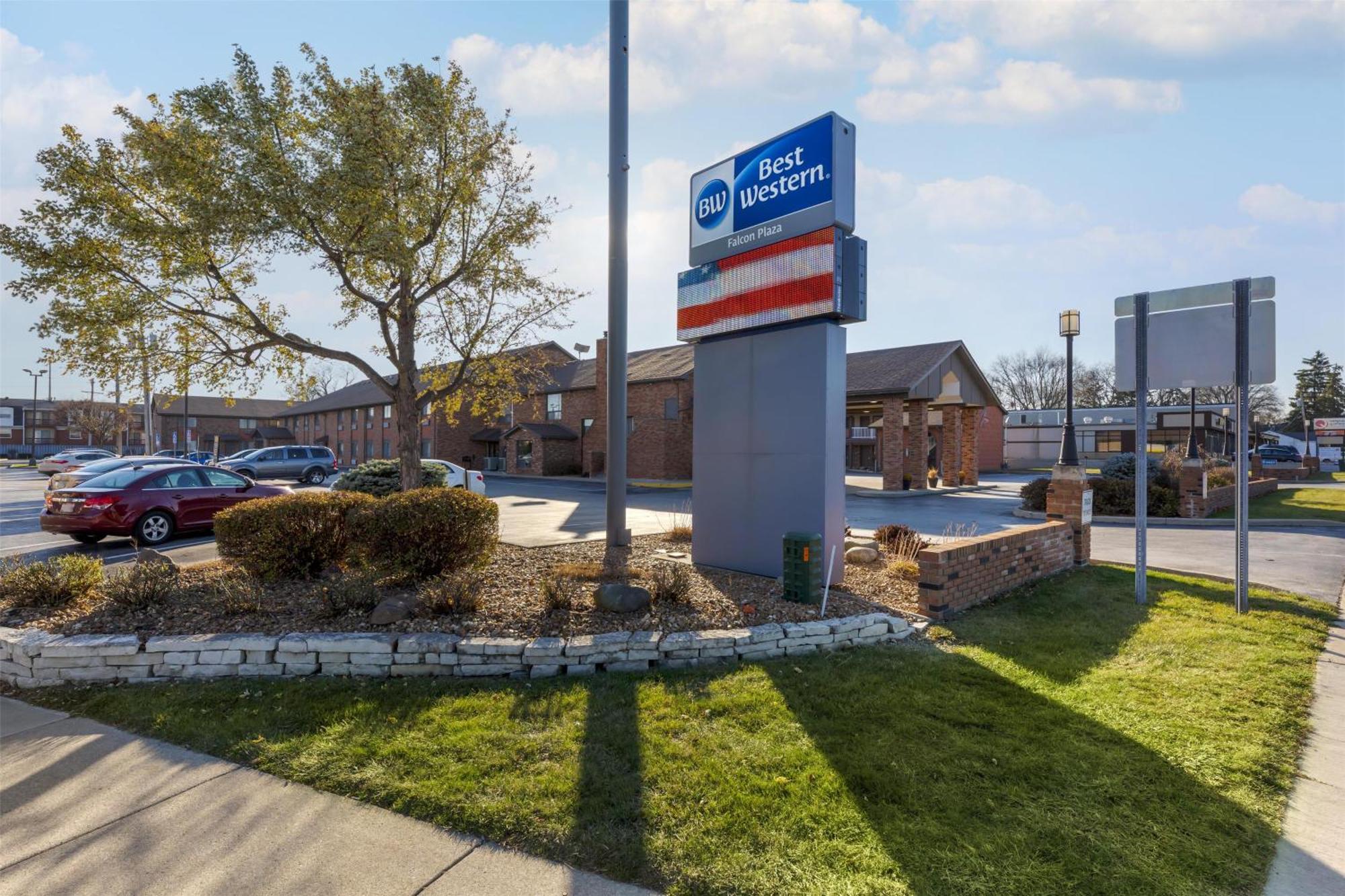 Western Falcon Plaza 3* Bowling Green