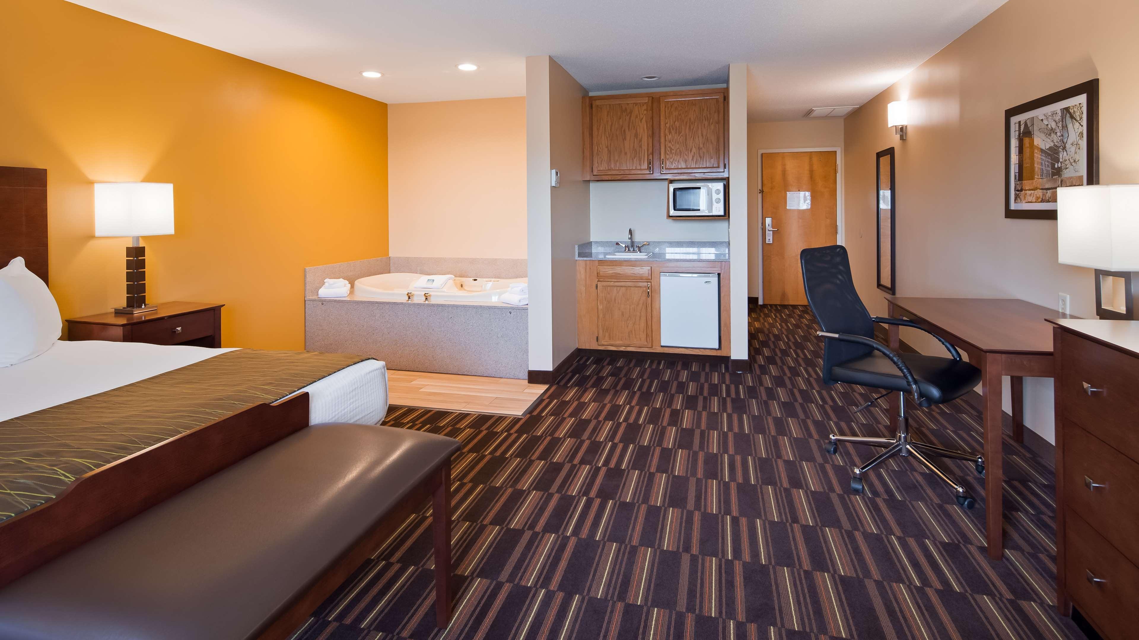 Western Falcon Plaza - Bowling Hotel Bowling Green
