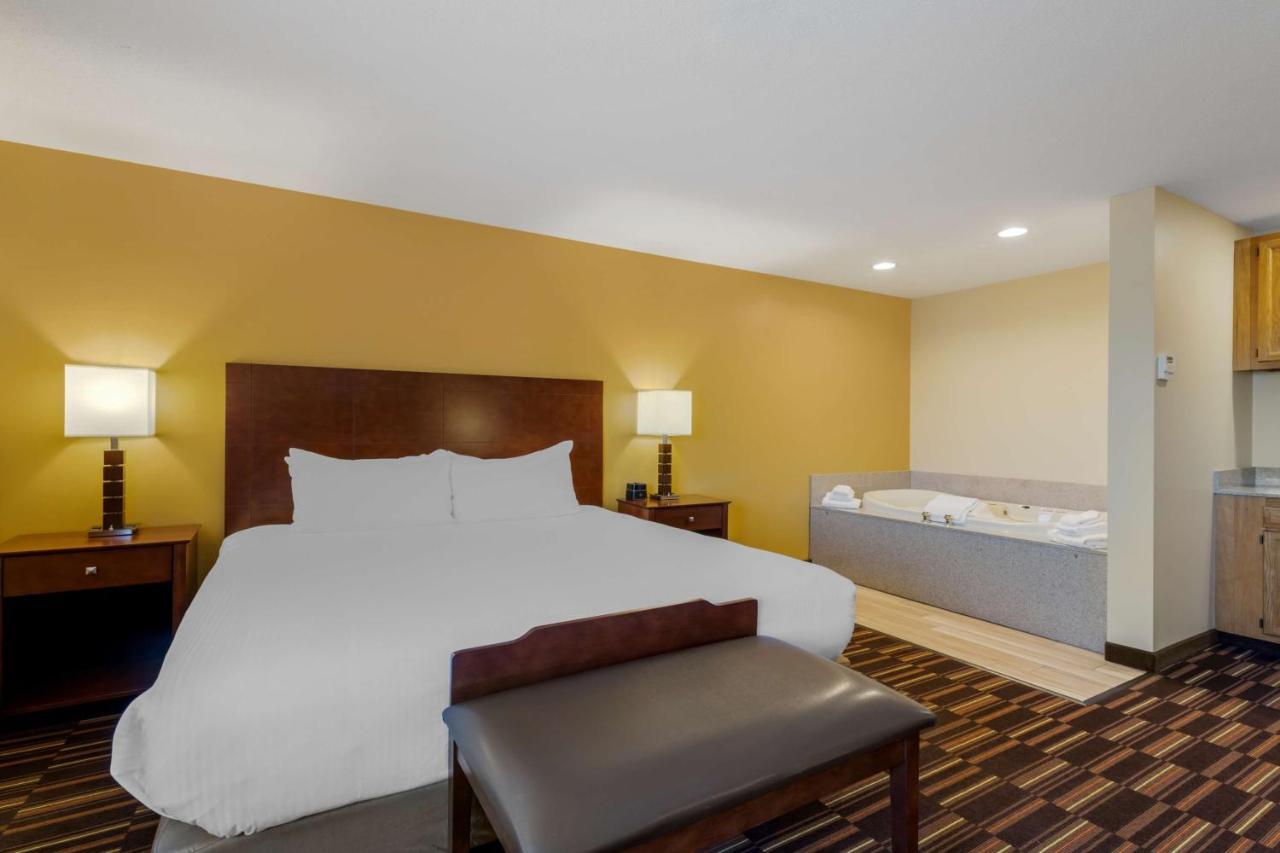 Western Falcon Plaza - Bowling Hotel Bowling Green