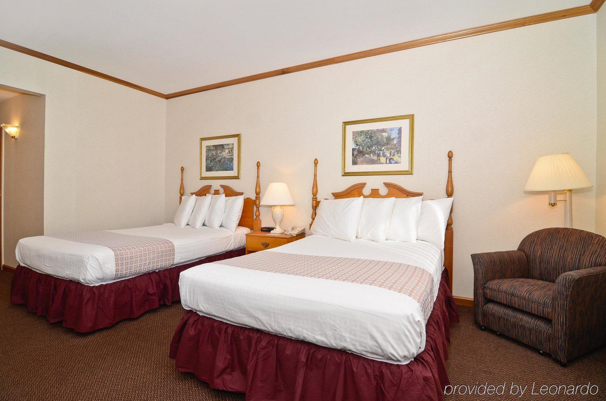 Hotel Western Falcon Plaza - Bowling Bowling Green